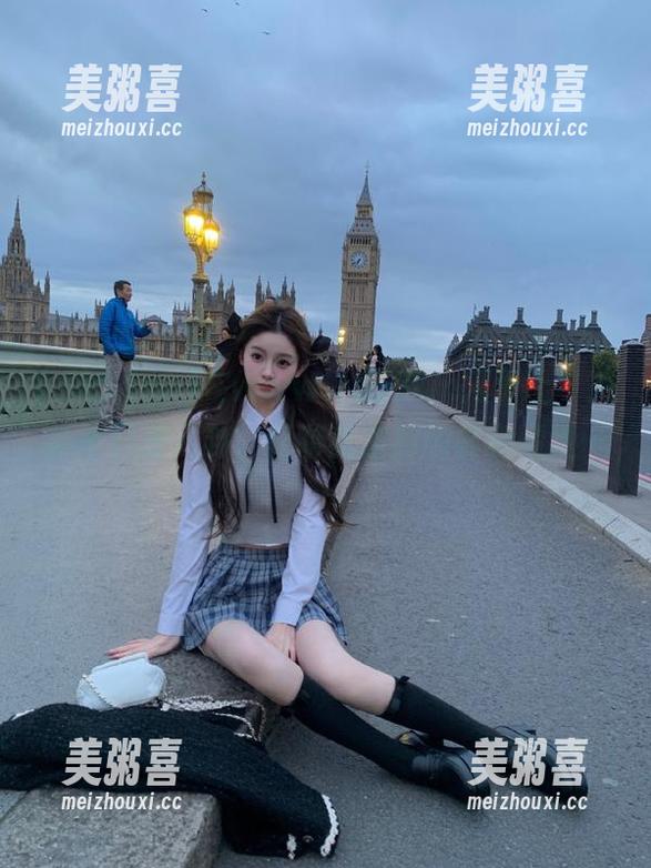在www.155.fun网页上，八卦不只是八卦，还有我未解的复杂情绪……