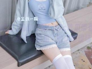 视频炸裂!17c吃瓜带你走进那种‘我没有拒绝’的尴尬现场!