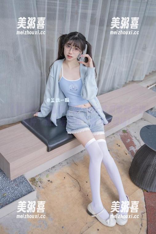 视频炸裂！17c吃瓜带你走进那种‘我没有拒绝’的尴尬现场！