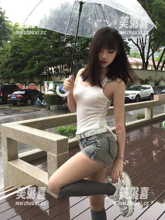 17c吃瓜 偶尔无聊?来“17c吃瓜”分享你的吃瓜心得,别藏着掖着!