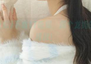 下载17吃瓜,探个龙妈的真实模样!