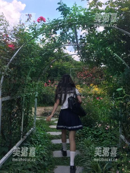 翻看51免费吃瓜app，难道我变成了怎么都不想逃的围观群众？