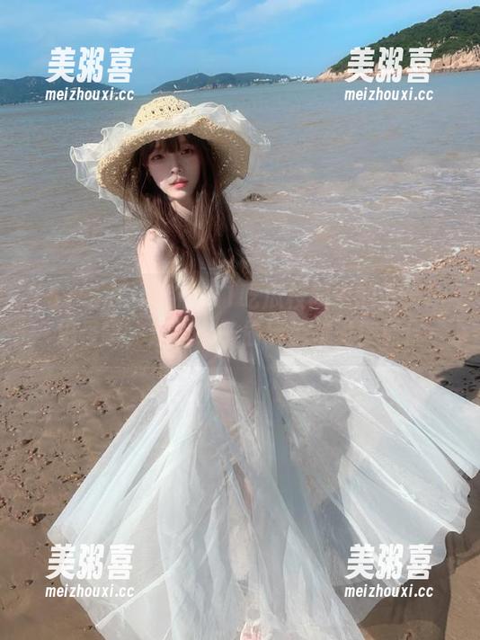 51吃瓜 最新:51吃瓜校园中的匪夷所思怪事,后排小子偷玩手机竟被抓!