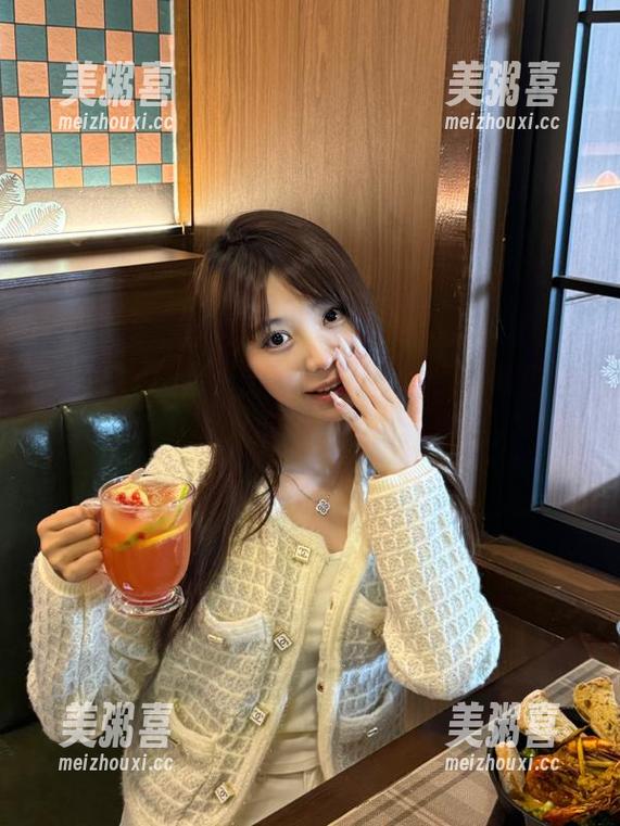 在“51吃瓜”上：观看每日爆料大赛，简直就像奇葩大集锦！