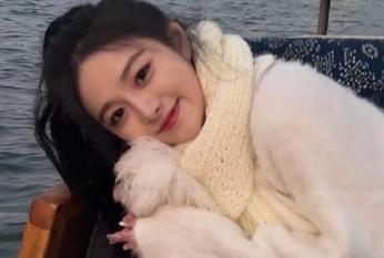 这下好了,51吃瓜直达胖猫吃瓜中心,越吃越颜值咕噜咕噜转~