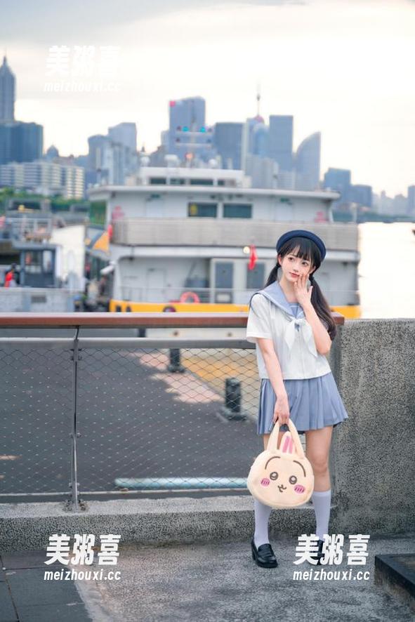 51吃瓜网 在线探秘:到底有啥好瓜在51吃瓜网入口等着我?