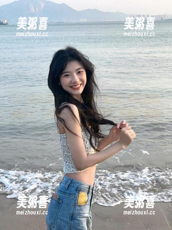 51吃瓜网 51吃瓜网苹果版,今天的吃瓜线上“大餐”正在进行中,走错了就尴尬了!
