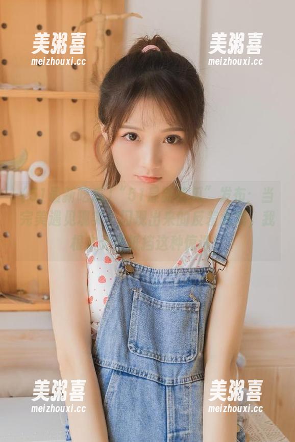 “51最新吃瓜”发布：当完美遇见现实，闪现出来的反差大戏，我根本无法抵挡这种惊讶！