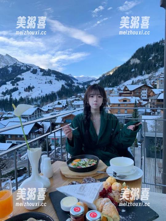 51黑料社的在线版入口，潜入八卦漩涡，一发不可收拾不是吗