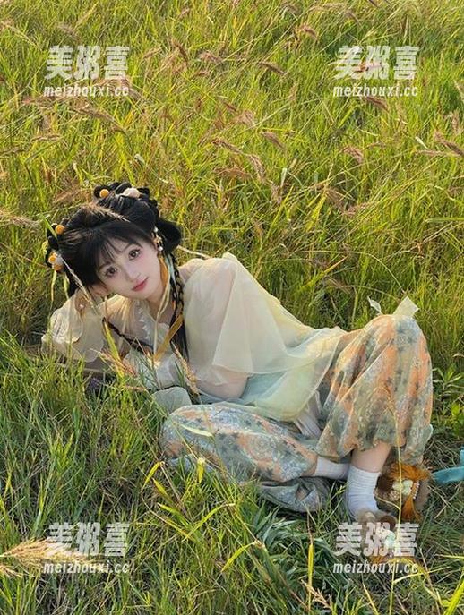 52吃瓜网 登录“52吃瓜网”,无聊的日子被瓜瓜的纠缠扭转!