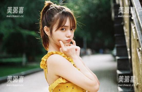 7c吃瓜 每次打开7c吃瓜,iOS界面总让我停留在热门上!