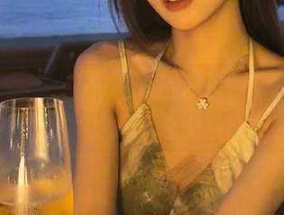 91cgcom，的网址居然藏着传说中的‘不小心’吃瓜旅行图鉴！