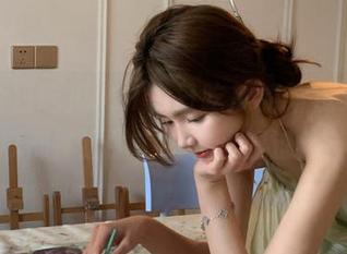 91今日吃瓜的新视频里,瓜都熟透了,吃也吃得过瘾!