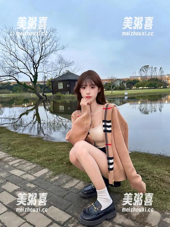 91吃瓜 下载91吃瓜,真不知我是在追视频还是追火葬场现场大戏?