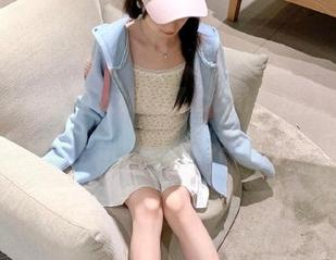 下载了zztt87.ccm，进入“黑料狂欢”模式，心情复杂不过就是乐呵了