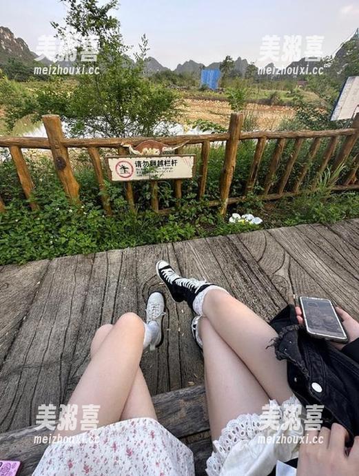 一起吃瓜 “一起吃瓜”网盘分享的趣闻,居然就是这样扑面而来,果然毫无节操。