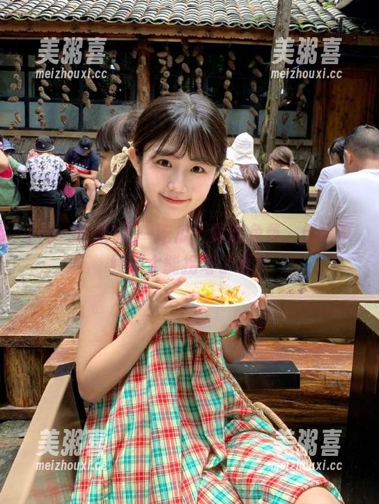 九一吃瓜 九一吃瓜,真心免费,但故事线也太能拐弯了吧?