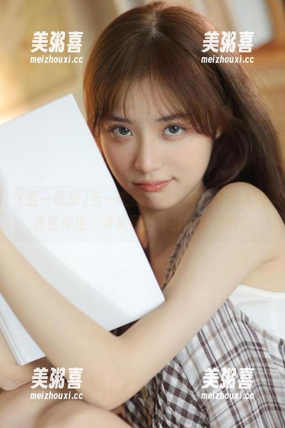 五一吃瓜 五一吃瓜导航,下载浏览器的最佳伴侣,谁说网站不能陪你成长?