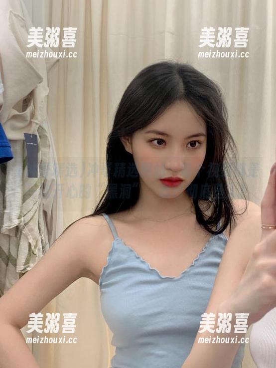 冲哥精选 冲哥精选网站:每个视频都是一次开心的“黑洞”,我已彻底坠入!