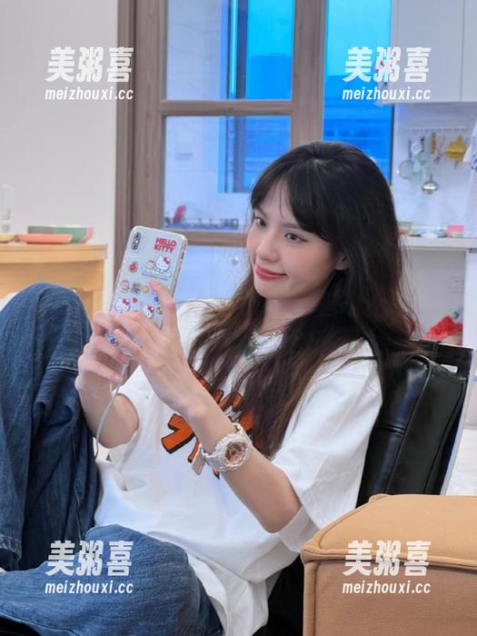 吃瓜爆料网 吃瓜爆料网直达无眠地带,冲鸭,八卦开饭啦!