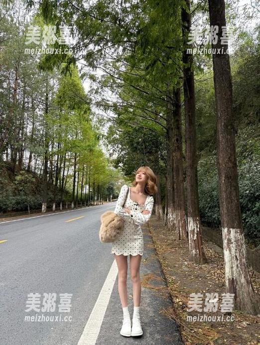 吃瓜网直达下载，瓜多到你飘！准备好喂饱你的好奇心！