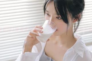 免费大瓜来袭，今天吃瓜网都快抢不到！