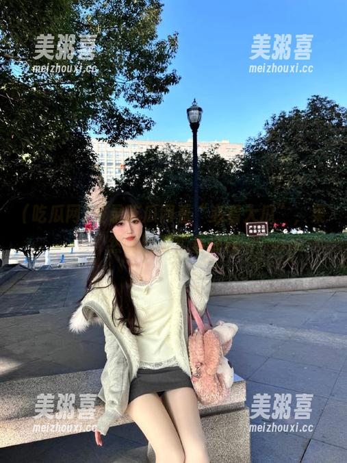 登录吃瓜网看“必看大瓜”，果然嘴巴要忙着惊叹
