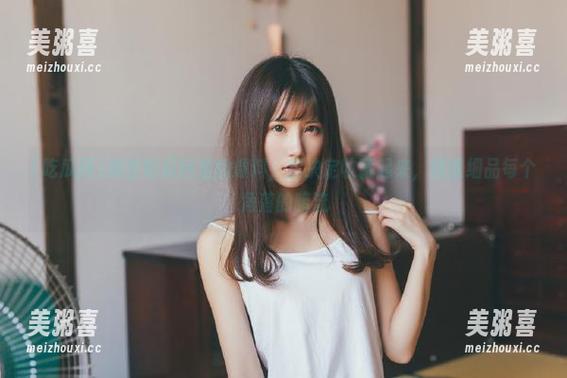 躲在吃瓜网里的爆料，我决定收藏起来，慢慢细品每个角落的暗流