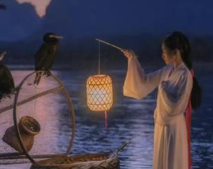 下载‘吃瓜网’，成为八卦达人，只需一指之力