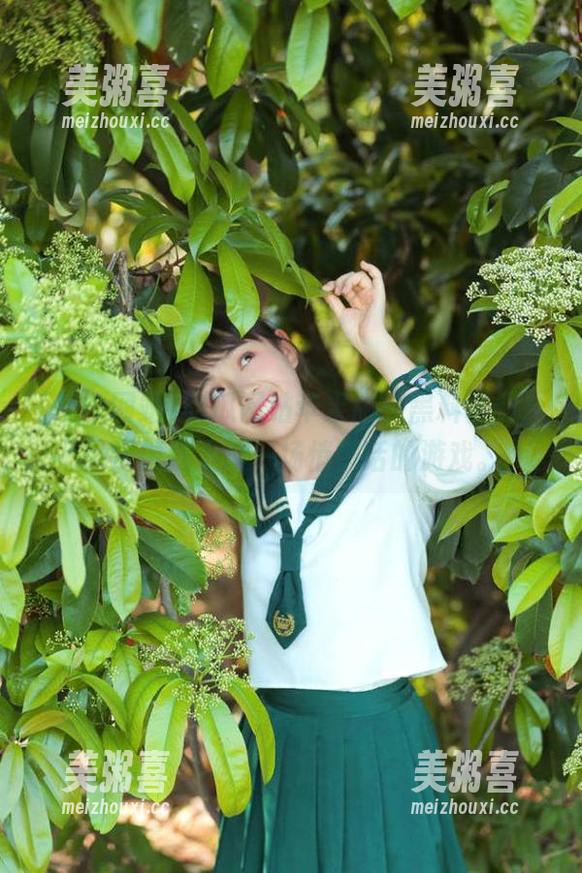 吃瓜网站 吃瓜网站苹果版,黑料驾到,感觉像在上演一场悄悄话的游戏。