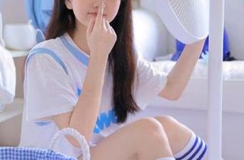 吃瓜网站带来最新快手看点,里头的奇妙瞬间,让人想一探究竟却又有点害羞。