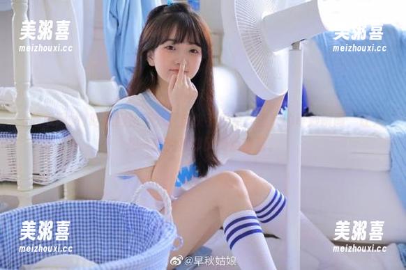 吃瓜网站 吃瓜网站带来最新快手看点,里头的奇妙瞬间,让人想一探究竟却又有点害羞。