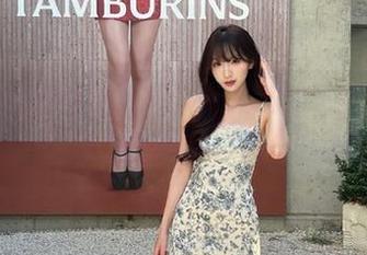 吾爱吃瓜网站推送的这些瓜,个个像是精心调制的饮品,头一回甜中带酸