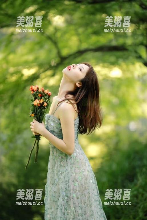 再来一波，最新明星黑料合辑，越看越上头。