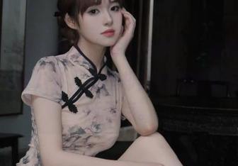 观看“每日黑料”，就像是在翻动一堆八卦，心里却默默期待能有什么新看点。