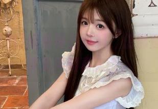 观看每日黑料，仿佛在参加一场无声的真人秀。