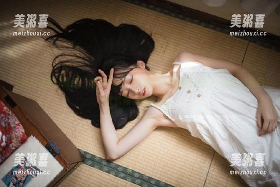 海角吃瓜 难道‘海角吃瓜’只是在免费吸引我们,真正的重口味就藏在后面吗?