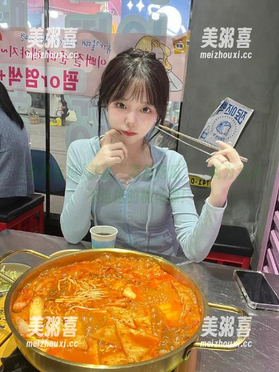 海角吃瓜 恭喜“海角吃瓜”,成为我永不迷路的桃花源!