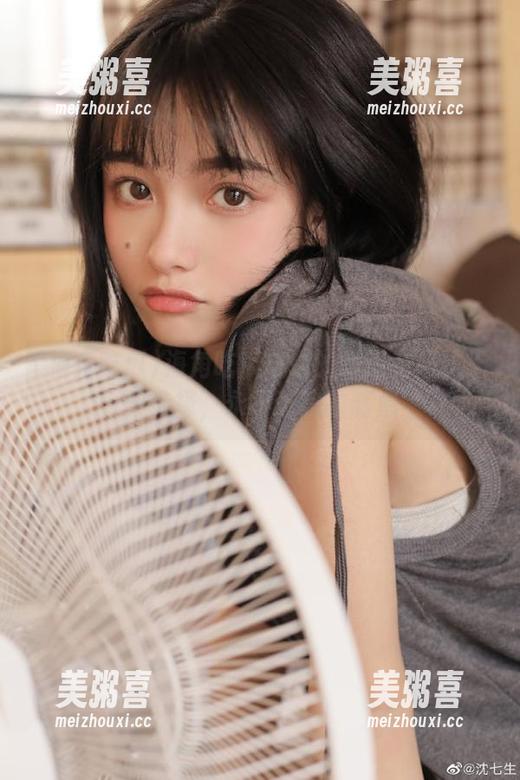海角吃瓜 海角吃瓜与你的命运交织:无数选择,永不迷路的谜息