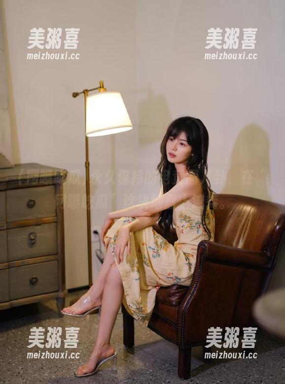 网曝吃瓜 永久保持的电竞圈八卦,在“网曝吃瓜”这块地盘上流转。