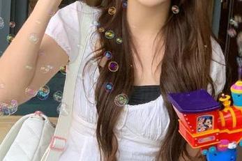 在线黑料不打烊下载,随时随地get到猛料,不怕追不上节奏!