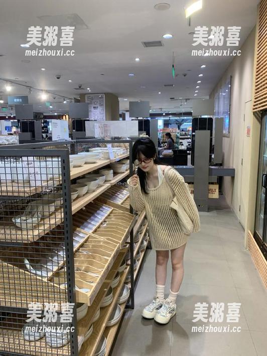 黑料不打烊 来!快来黑料不打烊,下载后更新的黑料比你早上喝水还爽!