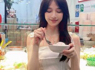 网红翻车现场,直接传送门进黑料不打烊模式