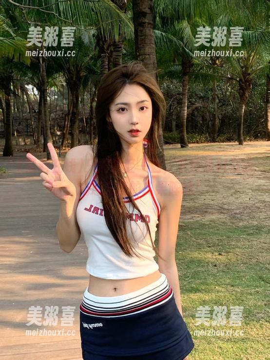 黑料在线 只需轻轻一划,下载黑料在线,流连忘返的瓜果阵地!