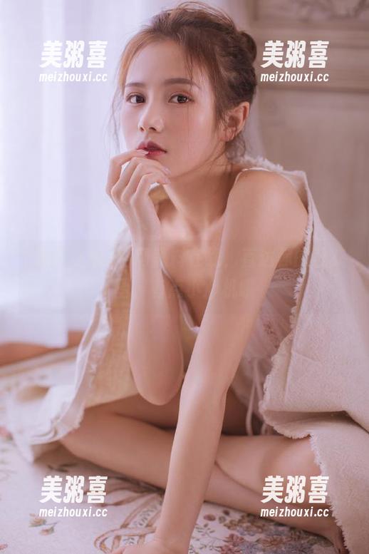 黑料在线 全网黑料在线,直达你的社交圈,有点小心机哦