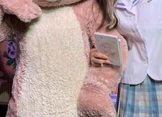 “51黑料社”app,明星也是人,总有不敢见光的黑历史啊