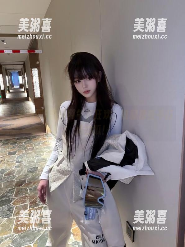 黑料网午夜狂欢，收藏那些不打烊的瓜！
