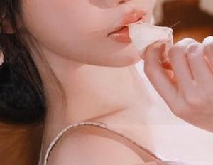 在黑料网官网,今日瓜和明日瓜永不分家,不打烊才是本色!
