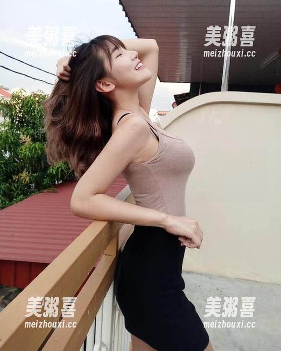 黑料网址 在黑料网址的网页上,我被这些瓜喂饱了!
