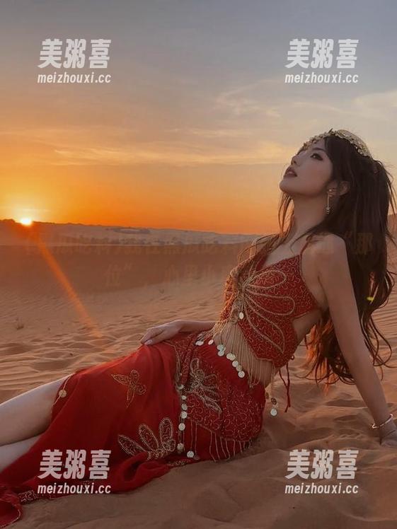 黑瓜吃料 我在黑瓜吃料网站上偶遇“那位”,心里小鹿乱撞…